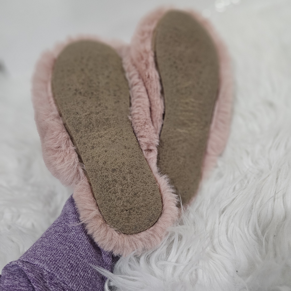 Madewell Pink Fuzzy Slippers Madewell Wallis Faux Fur Slipper Forgotten Petal 6 View 4